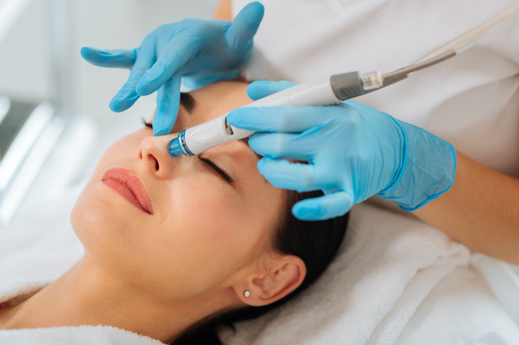 Aquafacial Anti-Ageing  Premium (Jetzt 20% Sparen) - Stuttgart